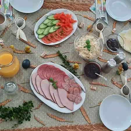 Kowalski בית הארחה *